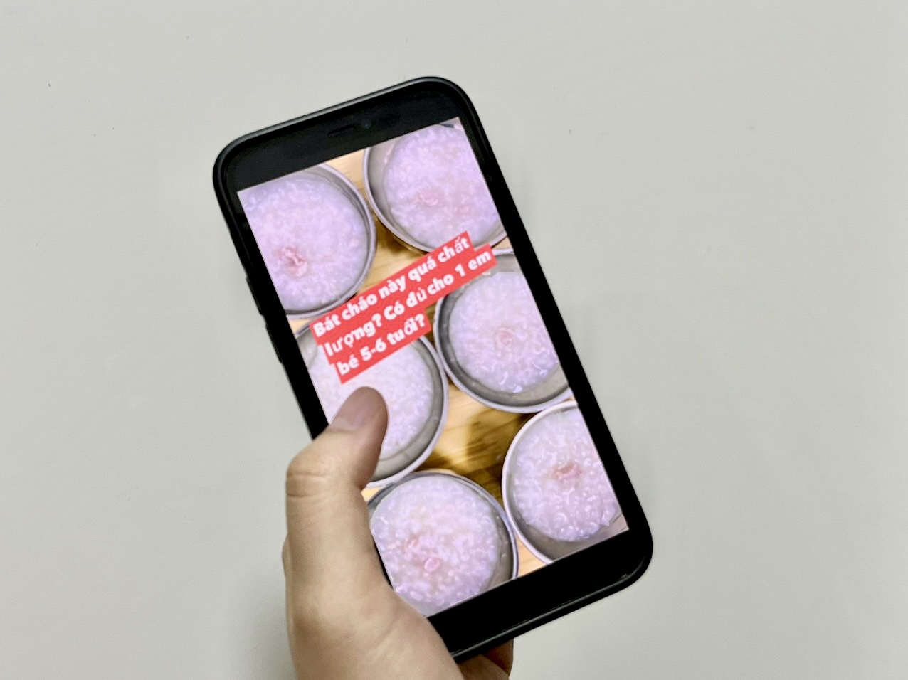 Phu huynh to truong de con doi du thu tien an 70.000 dong/ngay hinh anh