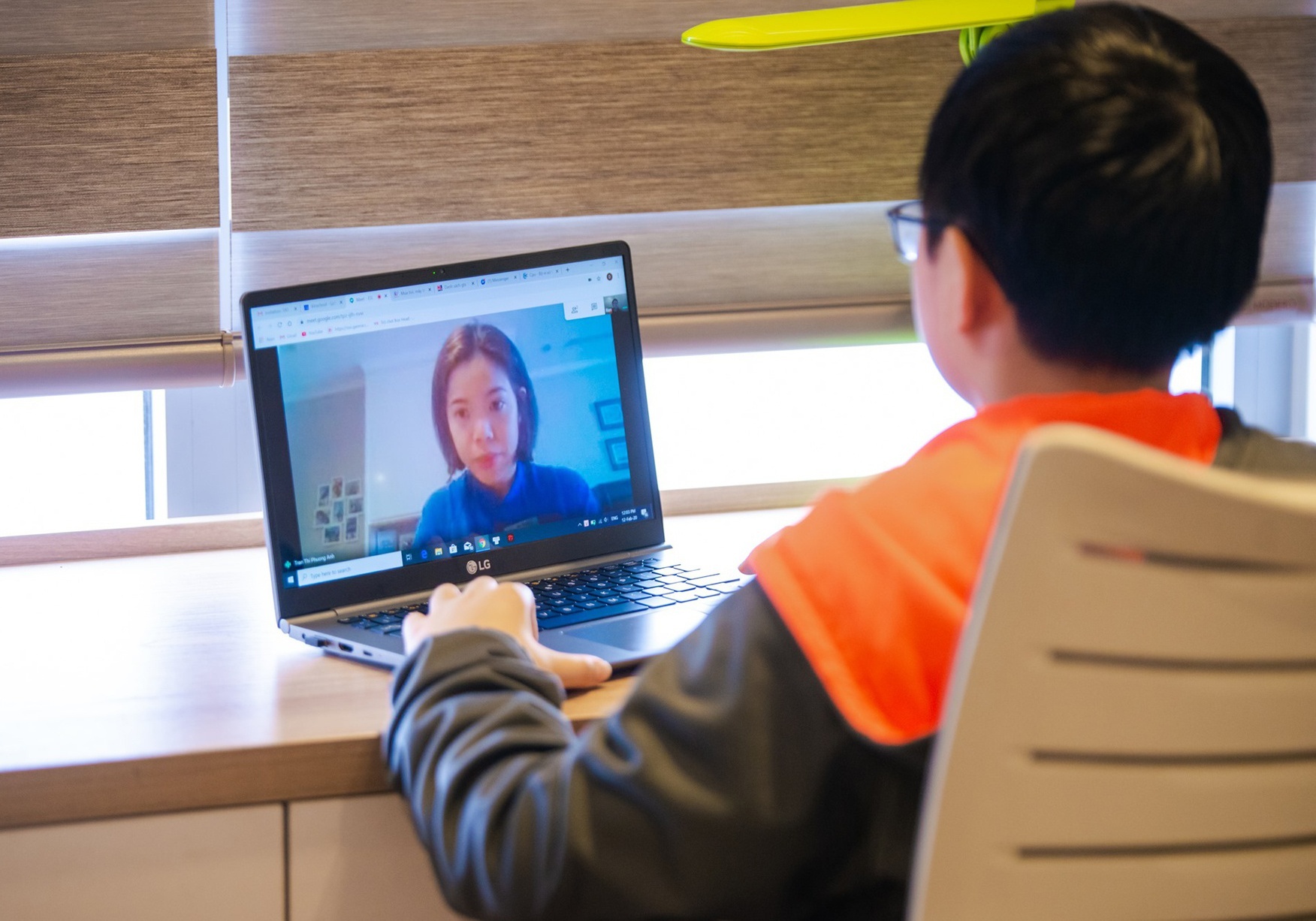 Ha Noi bac bo tin chuyen sang hoc online khi so ca mac Covid-19 tang hinh anh