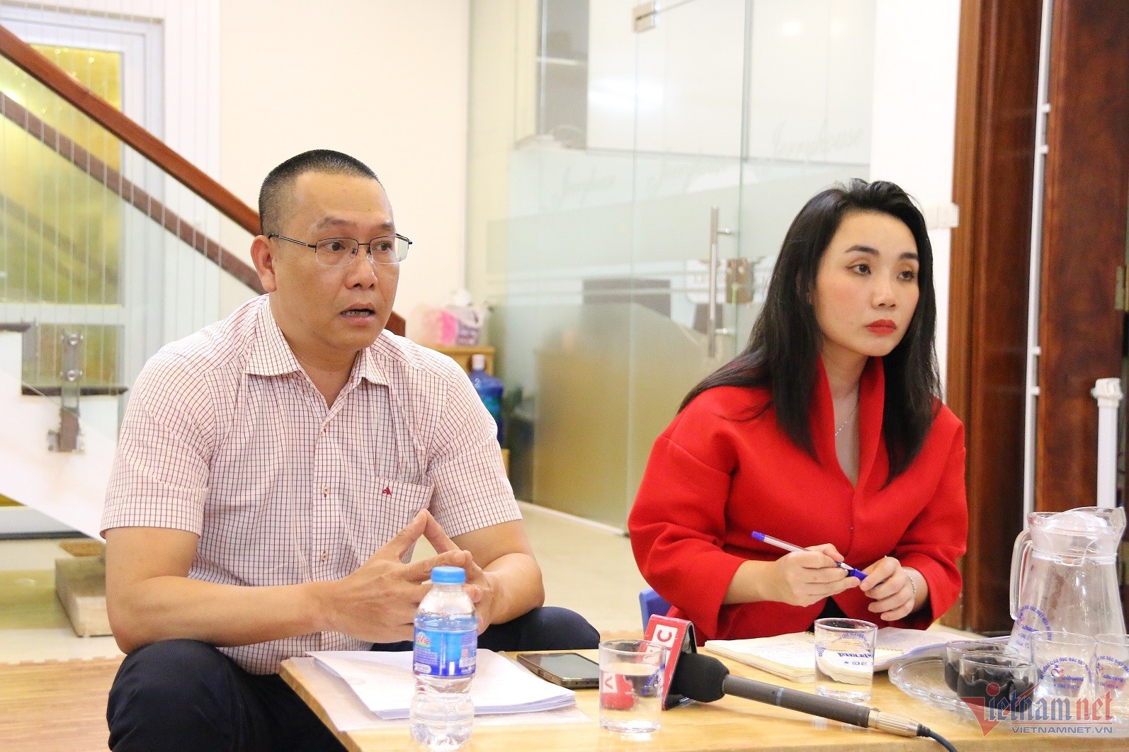 học sinh bị ngã ảnh 1 hoc sinh bi nga anh 1