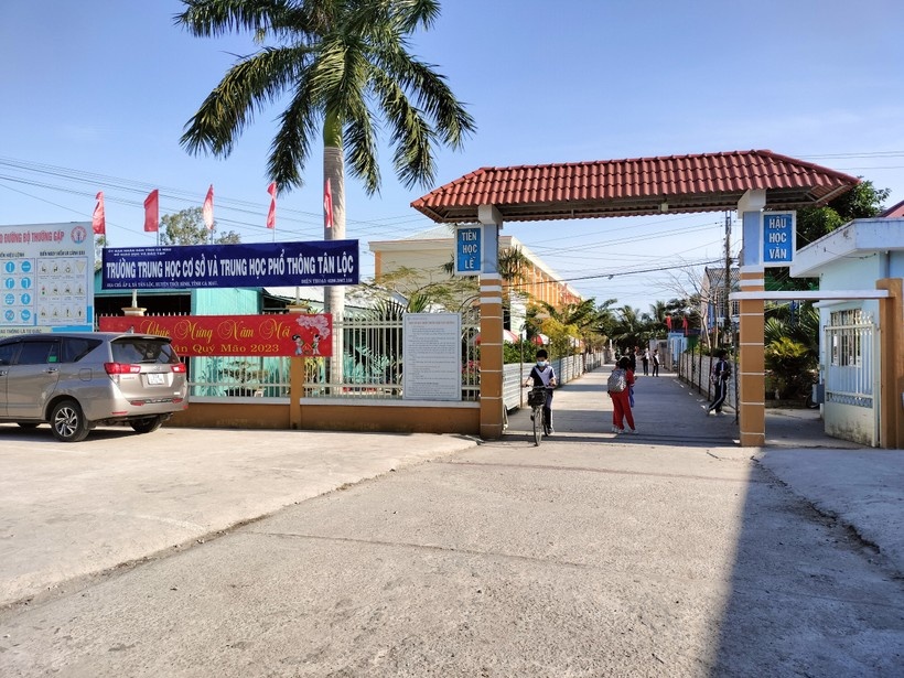 Ca Mau lam ro thong tin giao vien chu nhiem 'bat loi' hoc sinh hinh anh