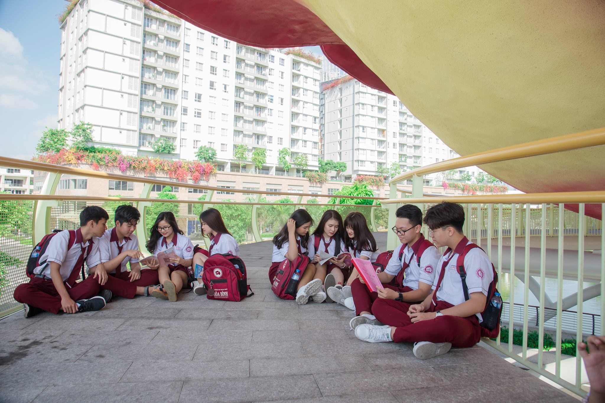 hoc phi truong tu anh 6