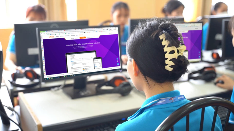 dao tao cao dang anh 1