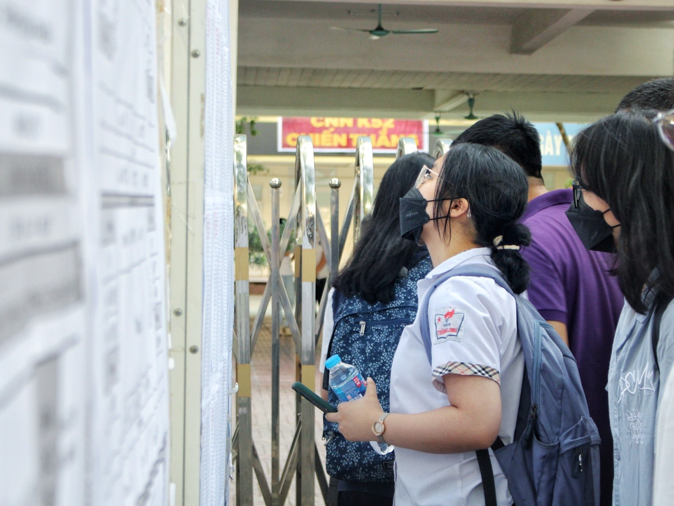 Si tu chay so, du thi 5 truong chuyen trong 12 ngay hinh anh