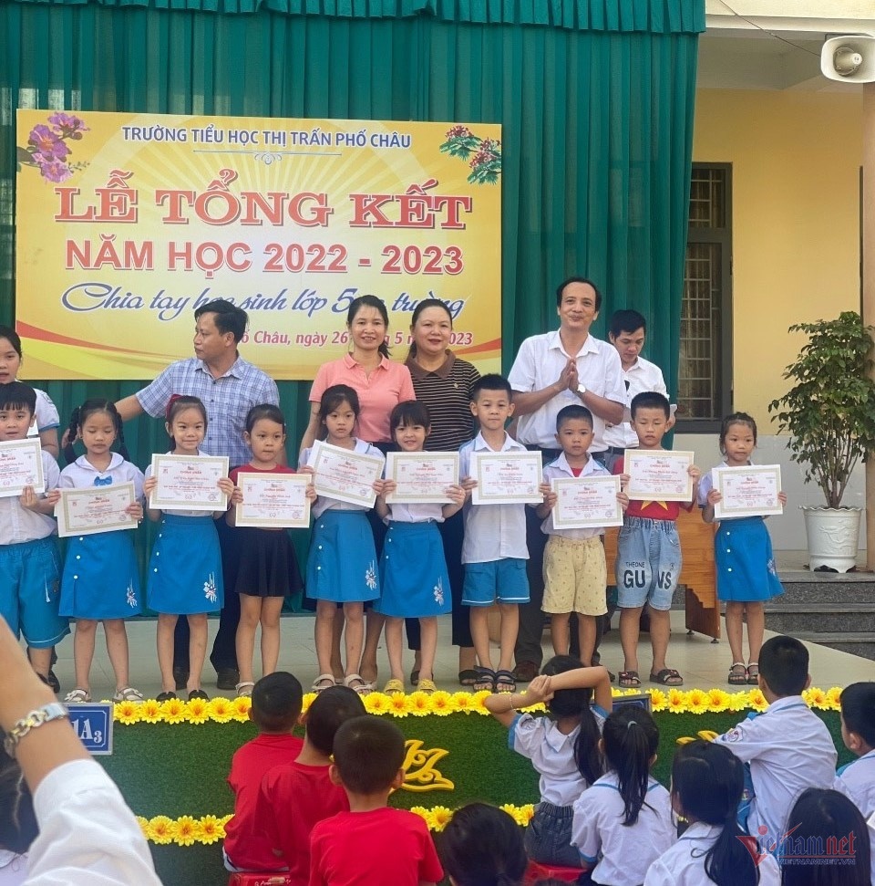 hinh anh xuc dong anh 2