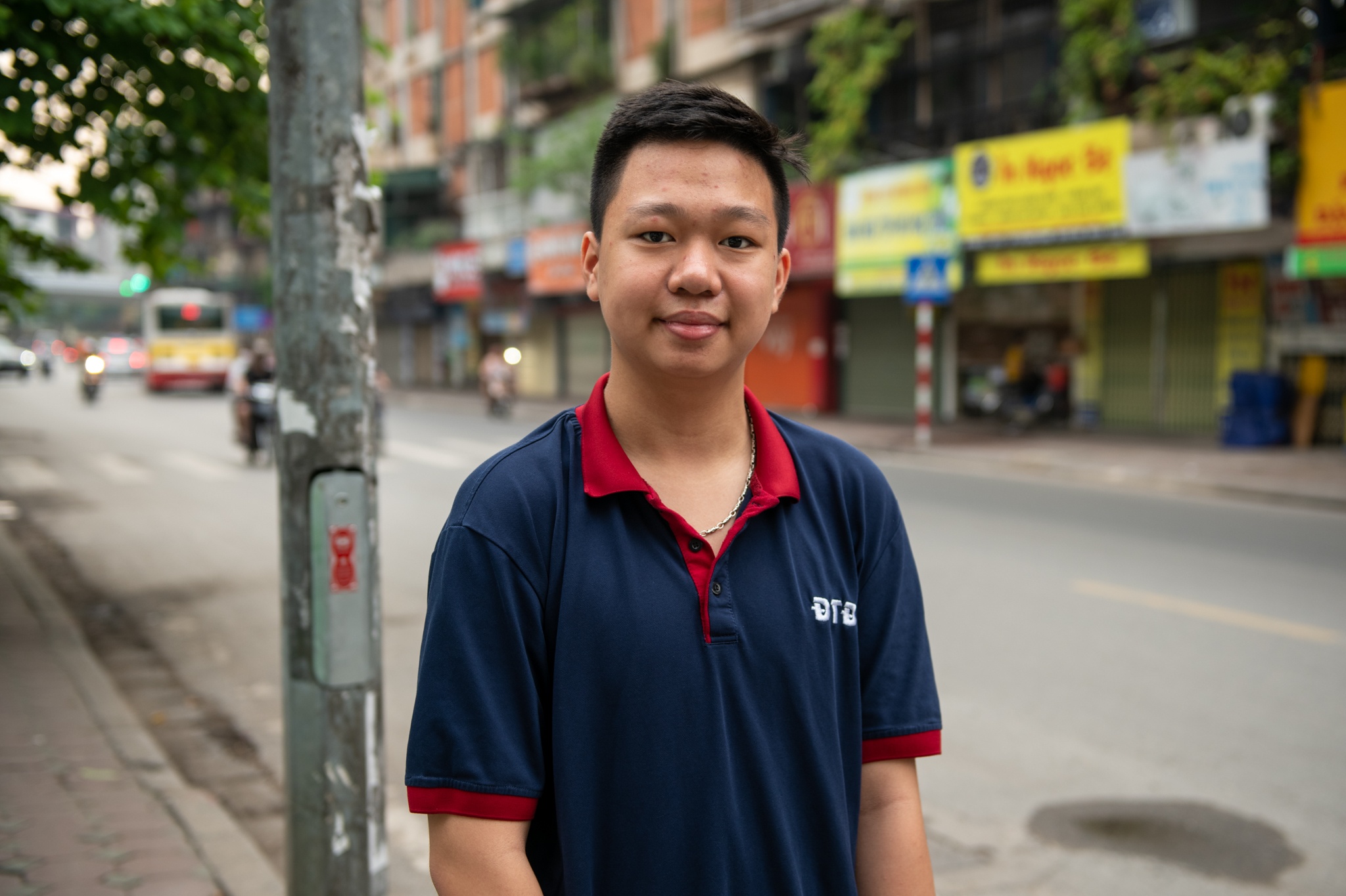 tuyen sinh lop 10 anh 2