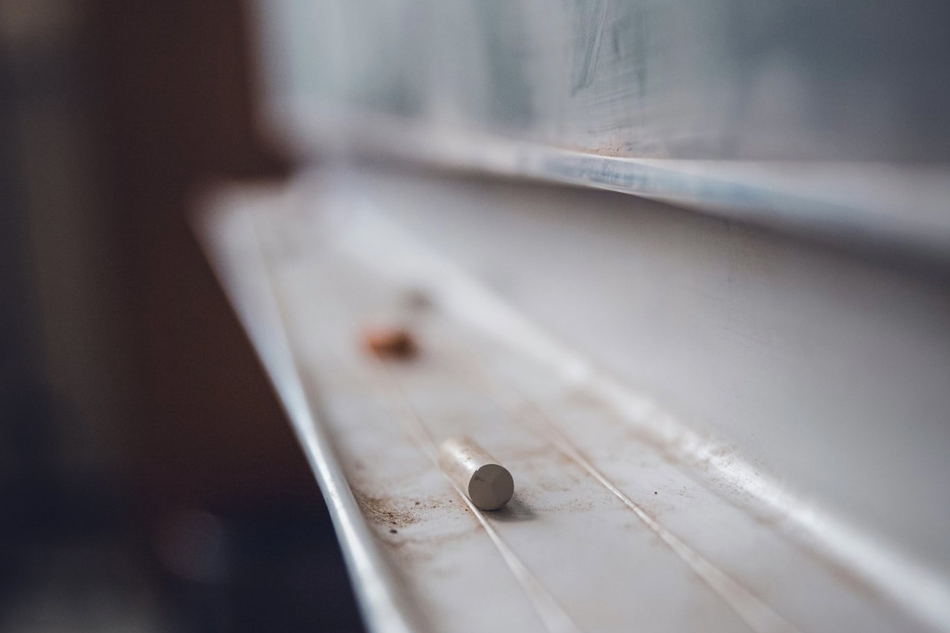 Thay gi sau vu ‘hoc sinh vay chui giao vien’? hinh anh