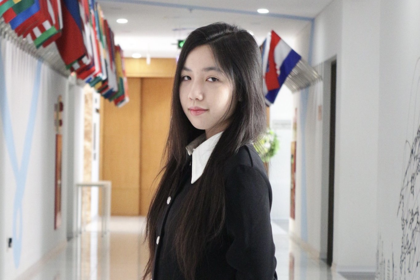 thu linh sinh vien anh 12