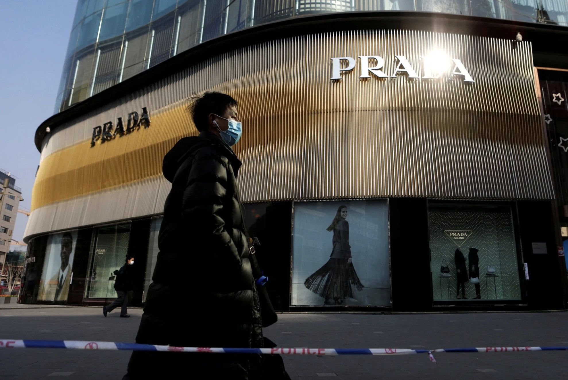 Tang lop trung luu Trung Quoc 'khong con dam tieu tien' hinh anh