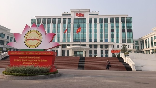 Thong tin moi vu Phong GD&DT TP Thanh Hoa 'doi' luong cho vien chuc hinh anh