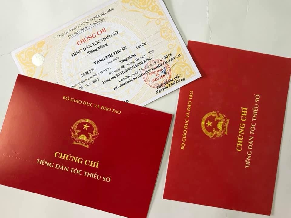 Dieu tra 13 nguoi su dung chung chi gia du thi vien chuc giao duc hinh anh