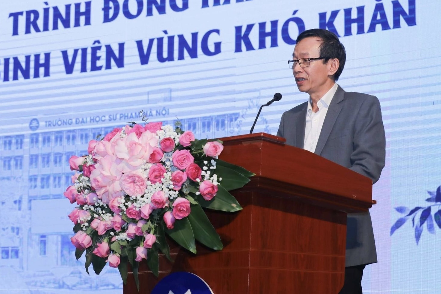 Hieu truong gui thu tu trach minh trong nhung ngay lam viec cuoi hinh anh