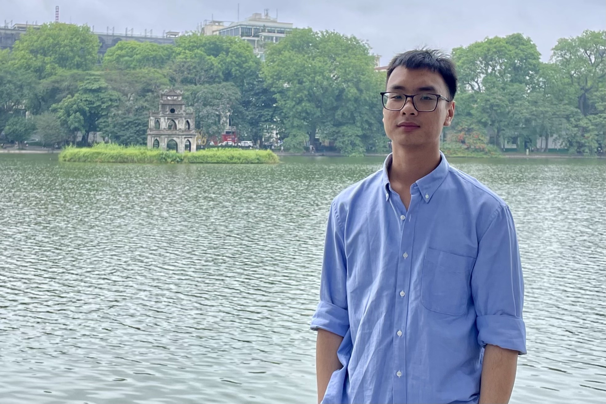 Gianh 3 hoc bong thac si chau Au sau 2 nam di lam hinh anh