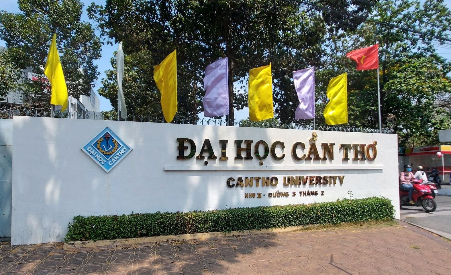 Dai hoc Can Tho to chuc ky thi rieng de tuyen sinh hinh anh