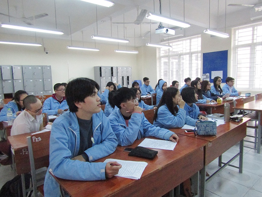Hai Phong chi hon 3,2 ty dong thuong rieng hoc sinh gioi quoc gia hinh anh