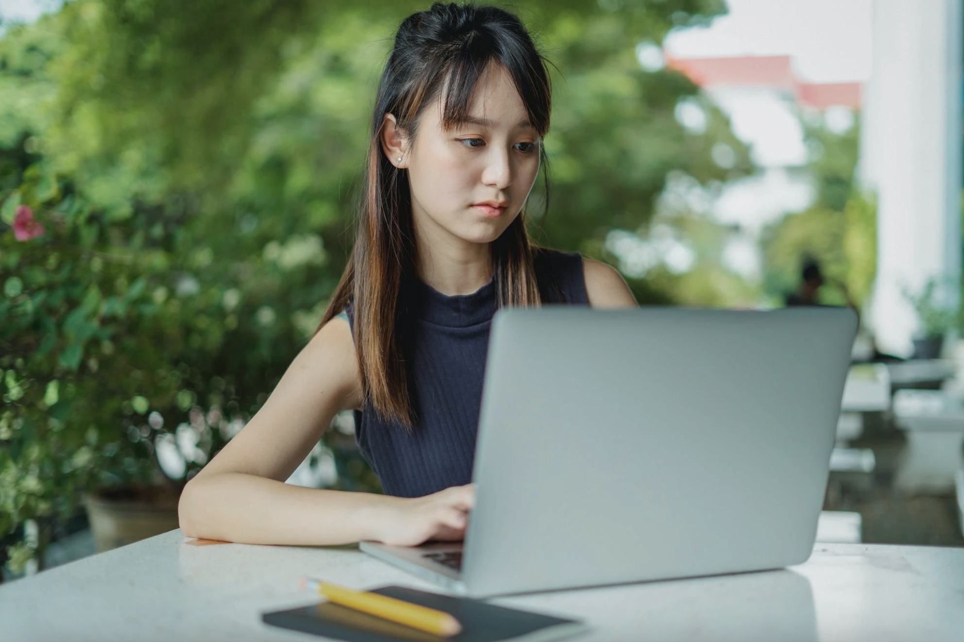 sinh vien lam them anh 2