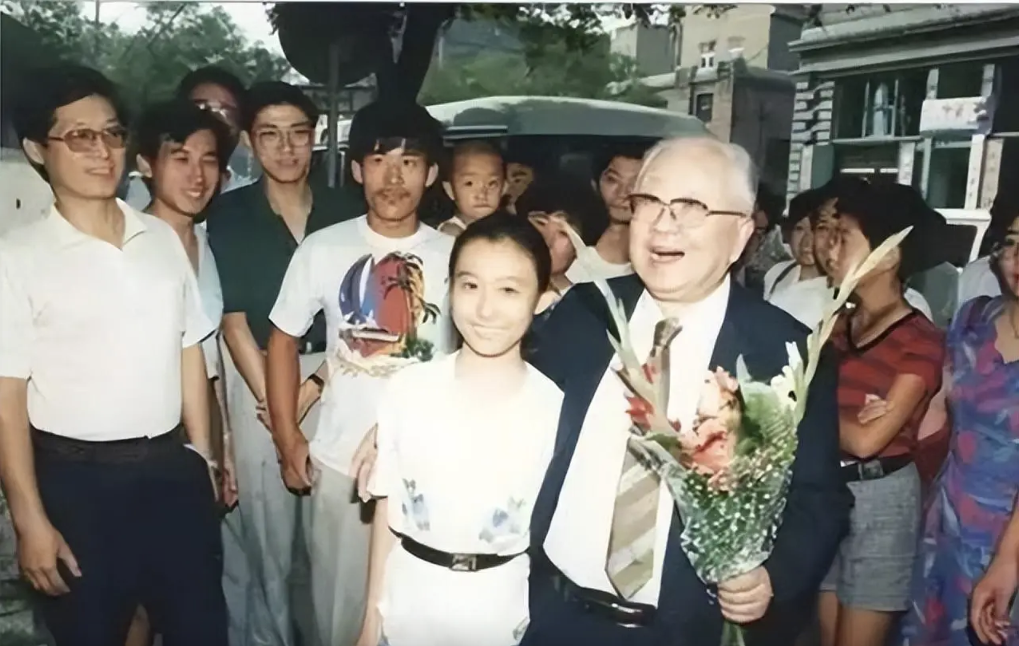 bi kich than dong anh 2