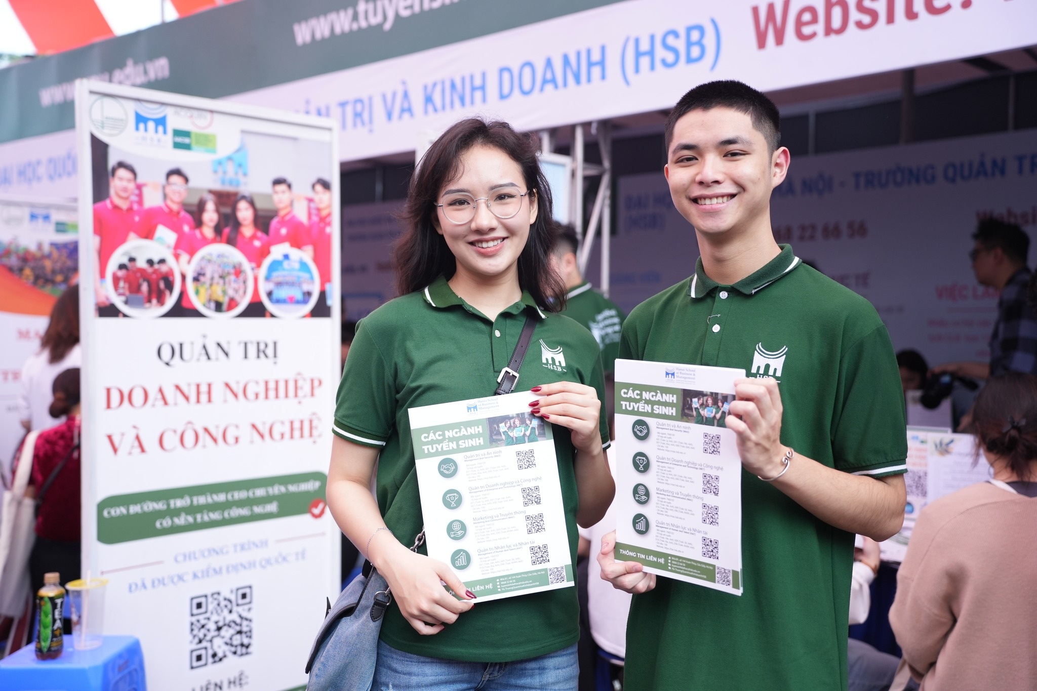 tuyển sinh HSB ảnh 1 tuyen sinh HSB anh 1