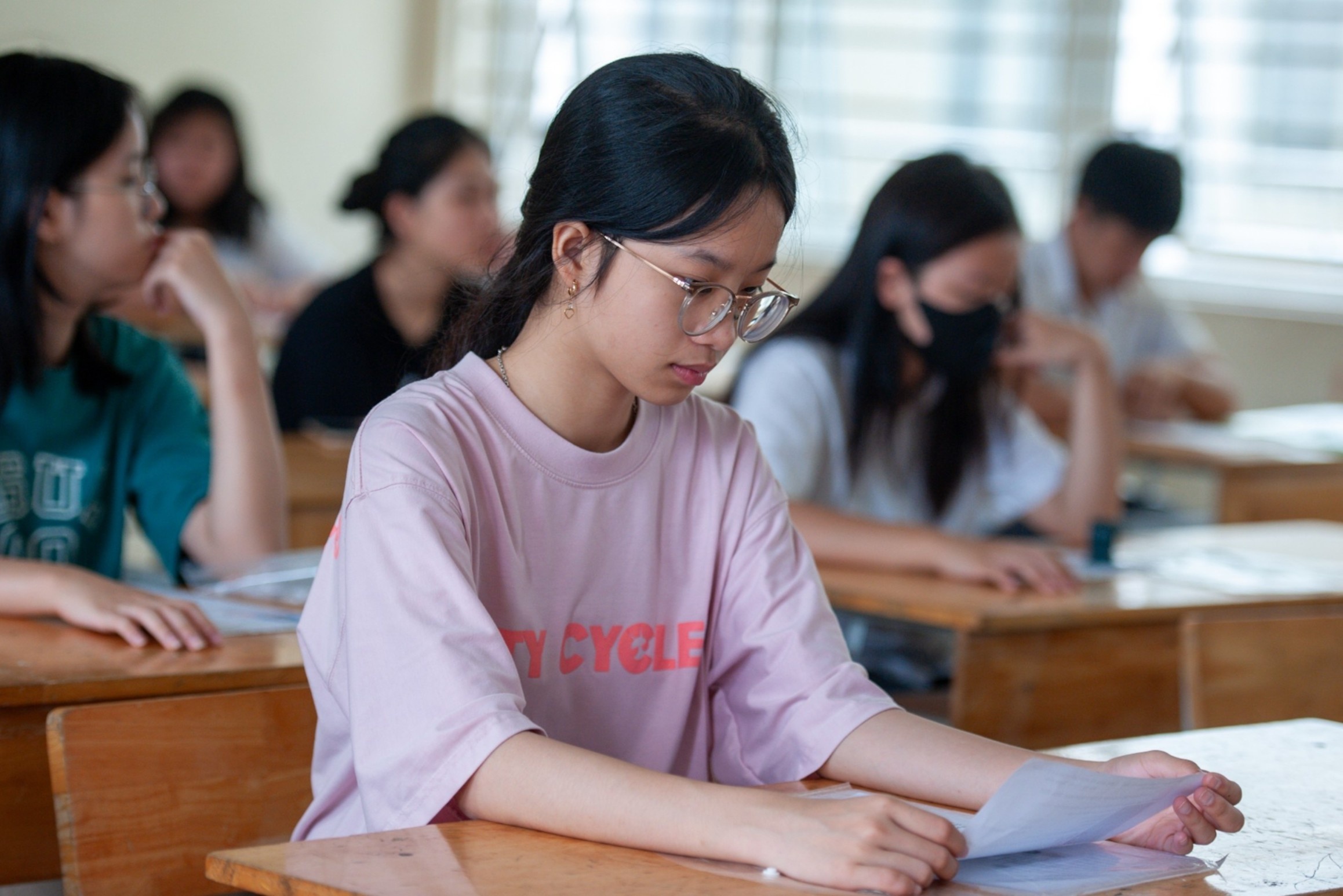 Ty le choi vao lop 10 truong cong Ha Noi trong 3 nam qua hinh anh