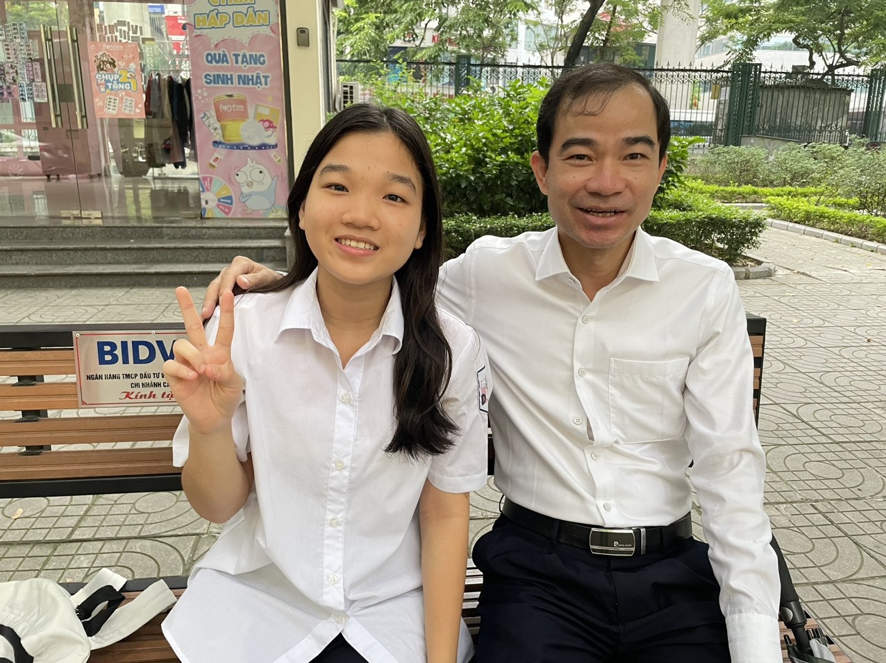 Thi sinh tu Tay Ninh ra Ha Noi tranh suat vao lop 10 hinh anh