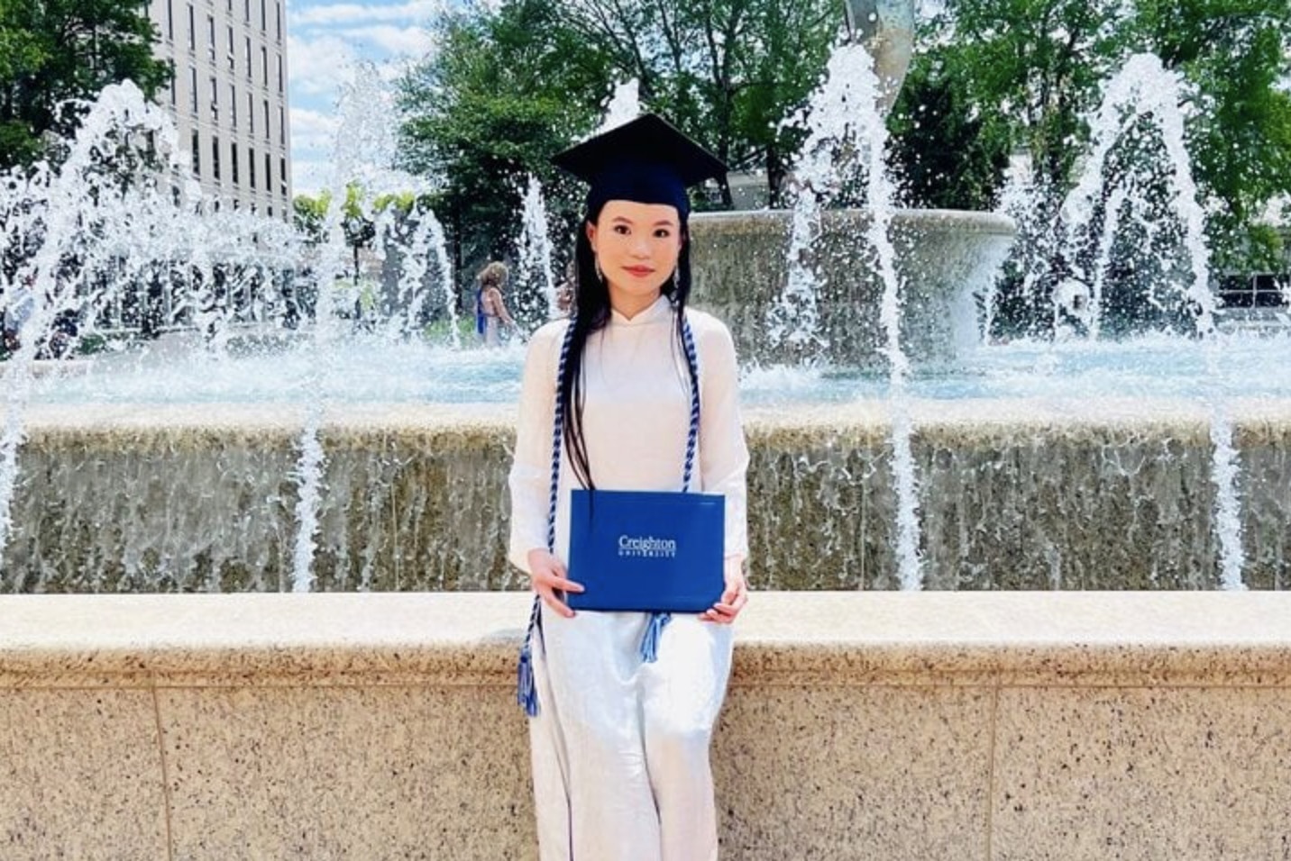 Nu sinh Binh Thuan trung tuyen tien si dai hoc top 1 ve Duoc tai My hinh anh