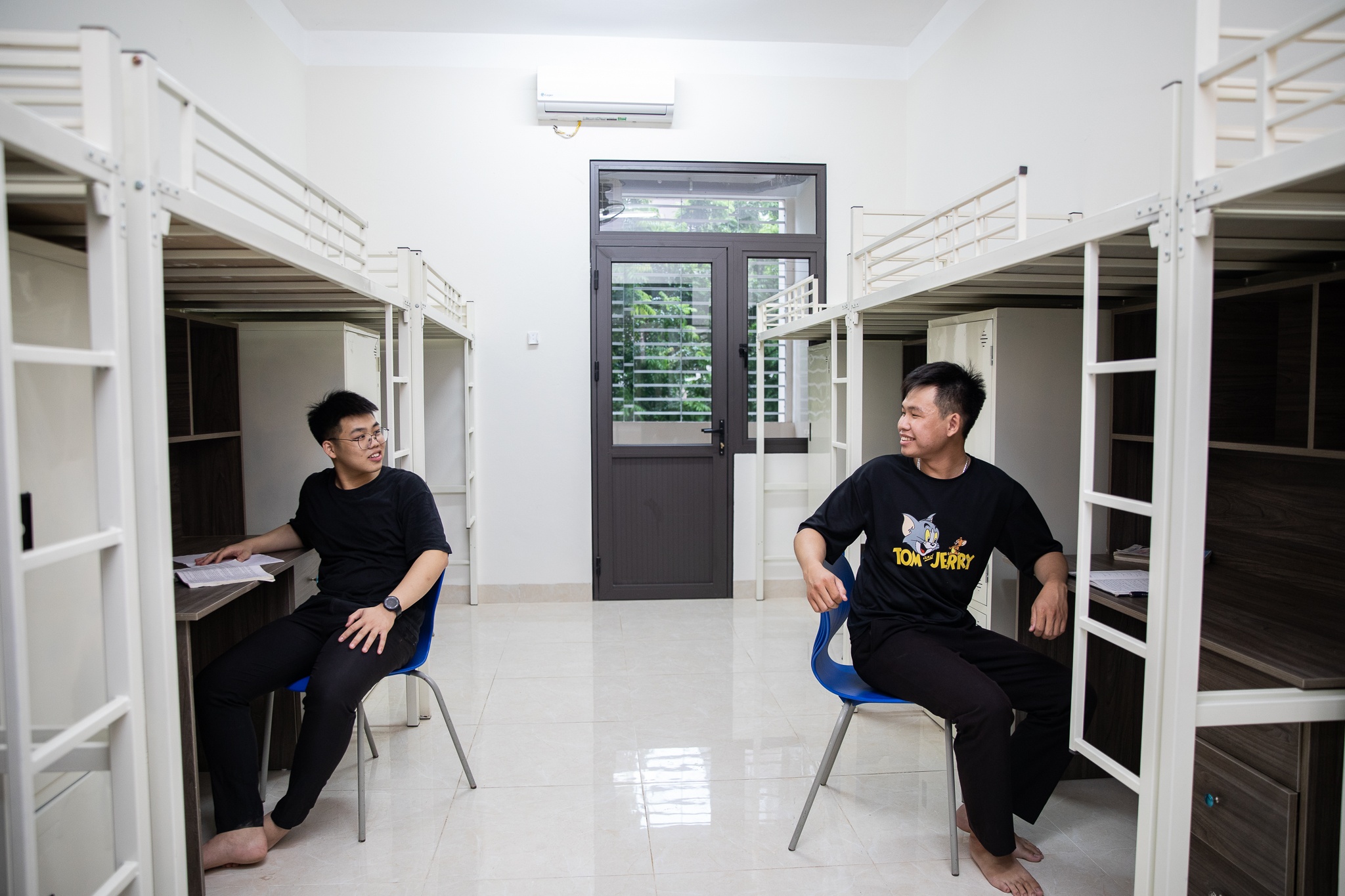 Bao gia nha tro, tan sinh vien ‘quay xe’ chon ky tuc xa hinh anh