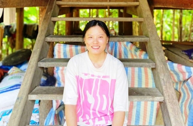 Nguoi con dau tien cua ban vung bien xu Nghe do Dai hoc Y Ha Noi hinh anh