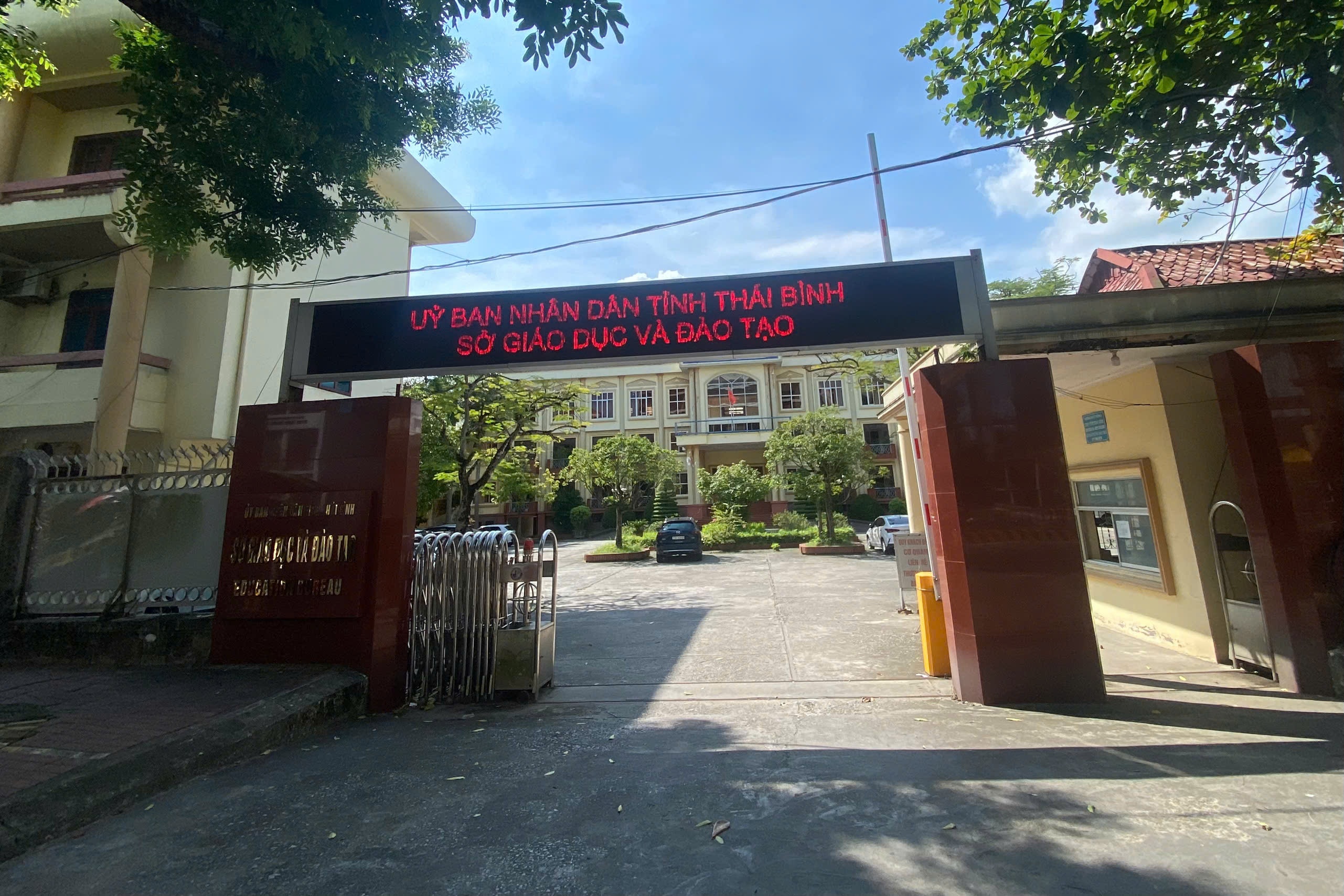 Thai Binh cong bo diem chuan xet tuyen dot 2 vao lop 10 sau thanh tra hinh anh