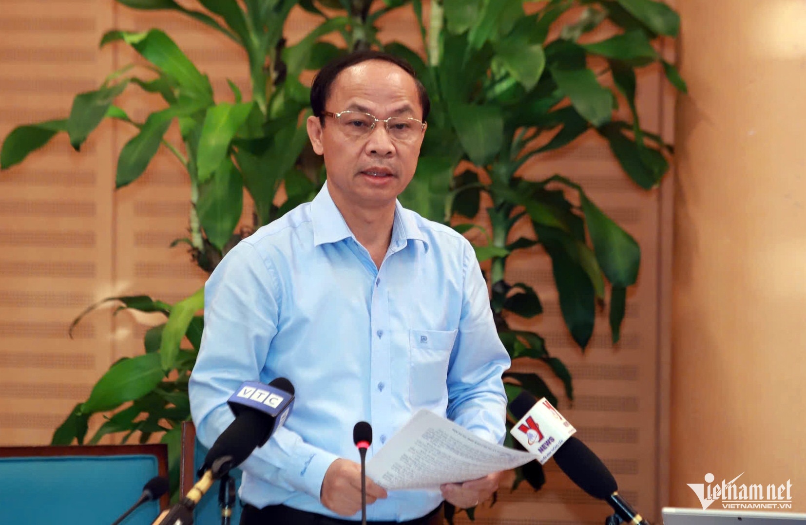 So GD&DT Ha Noi thong tin vu co giao co hanh vi than mat voi nam sinh hinh anh