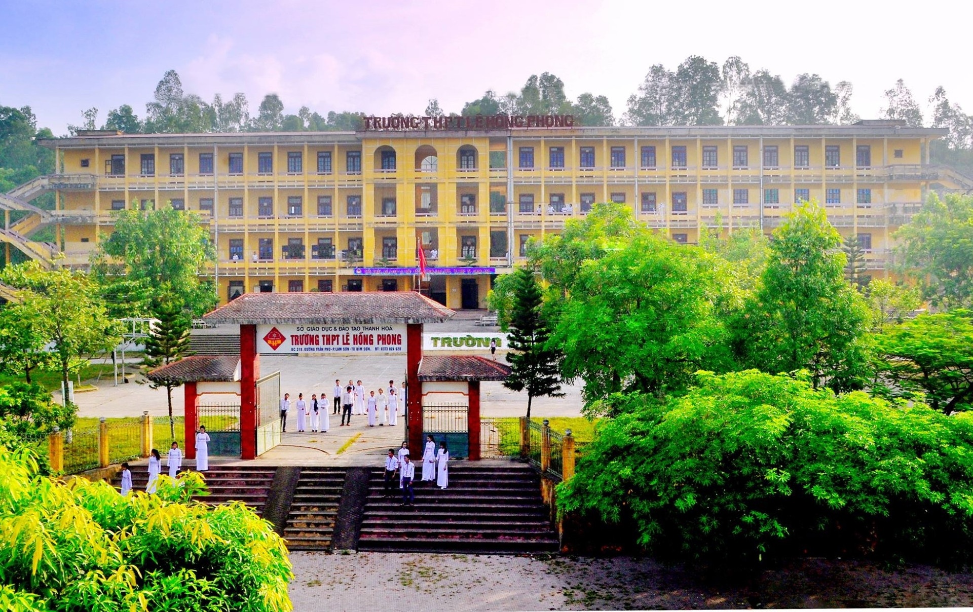 Hoi dong cham thi xin loi vu nhap nham diem thi lop 10 o Thanh Hoa hinh anh