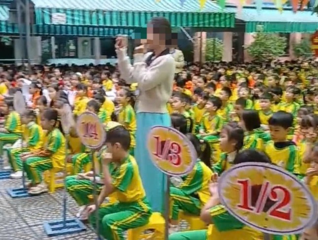 Vu hoc sinh Da Nang phai coi ao am giua troi lanh, nha truong noi gi? hinh anh