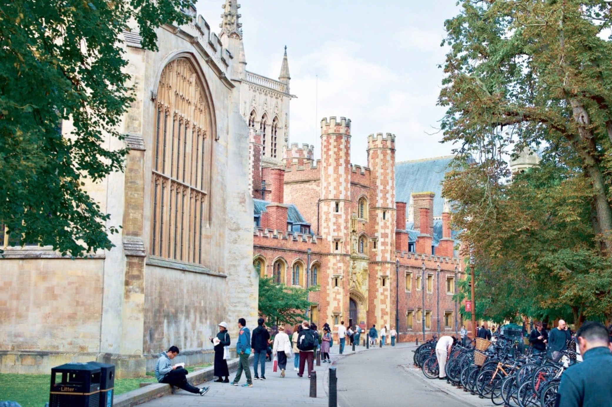 Nhan vien dai hoc hang dau Trung Quoc lam gia thu moi vao Cambridge hinh anh