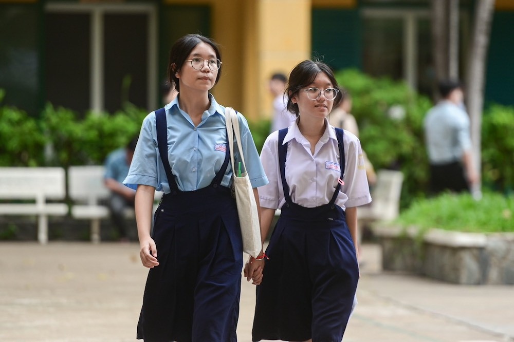 TP.HCM giam 28.000 hoc sinh thi lop 10 hinh anh