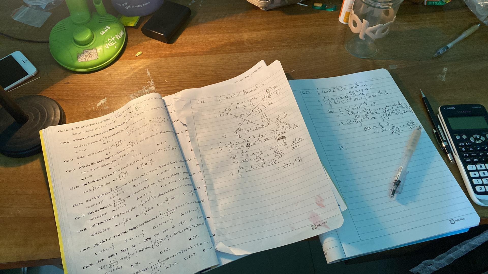 hoc tro on thi Tet anh 1