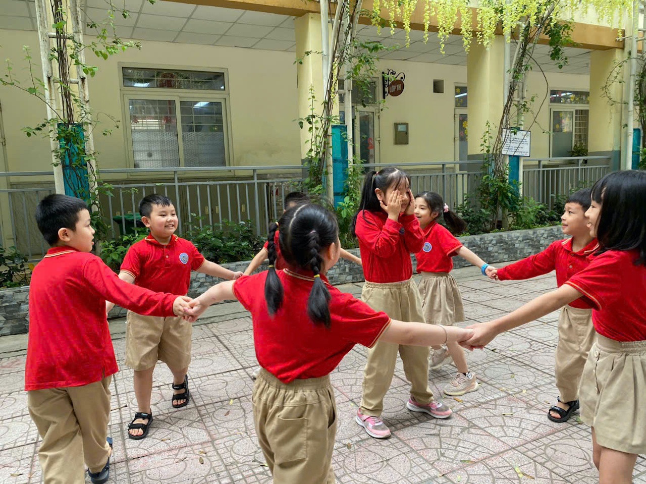 co giao day tu ky anh 1