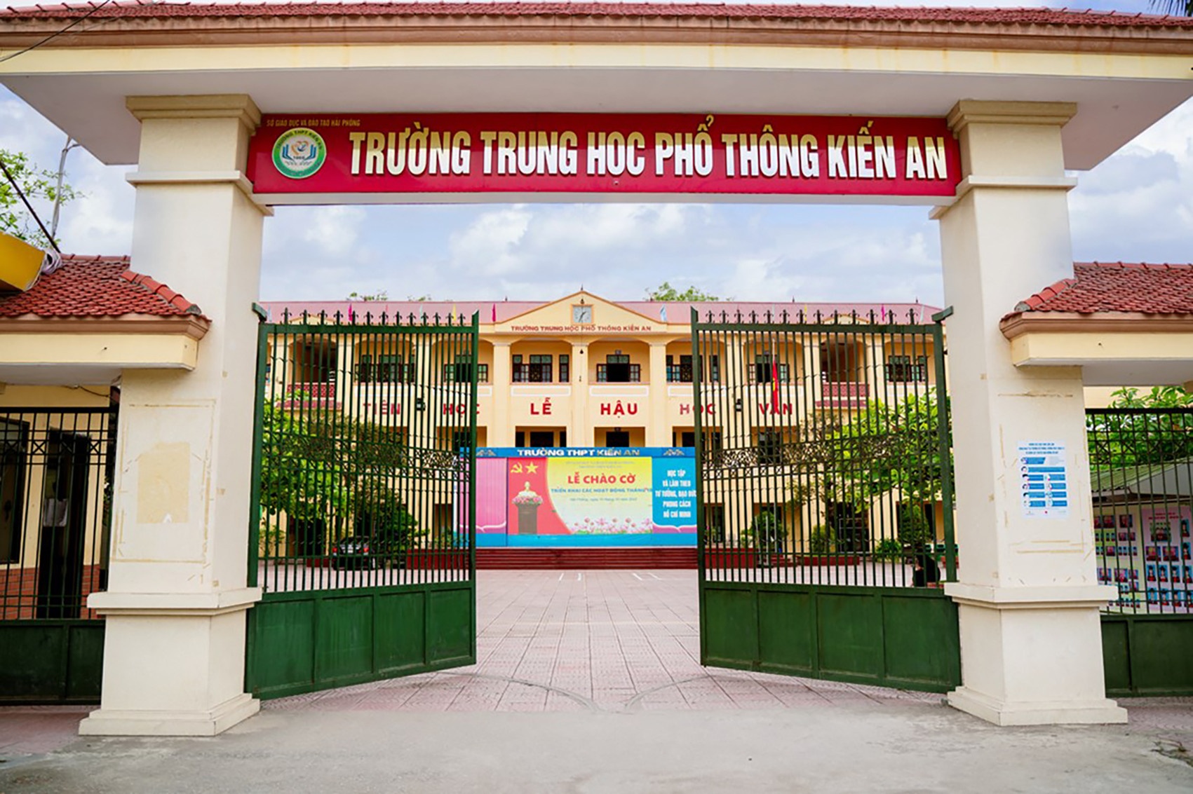 Bao ve truong nghi viec sau vu 'con cho bi troi, dua di lam thit' hinh anh