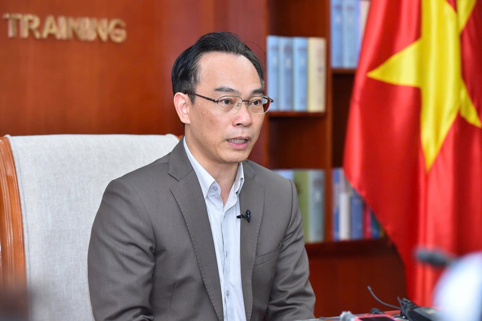 Thu truong GD&DT: 'Quy doi diem trung tuyen kha don gian' hinh anh