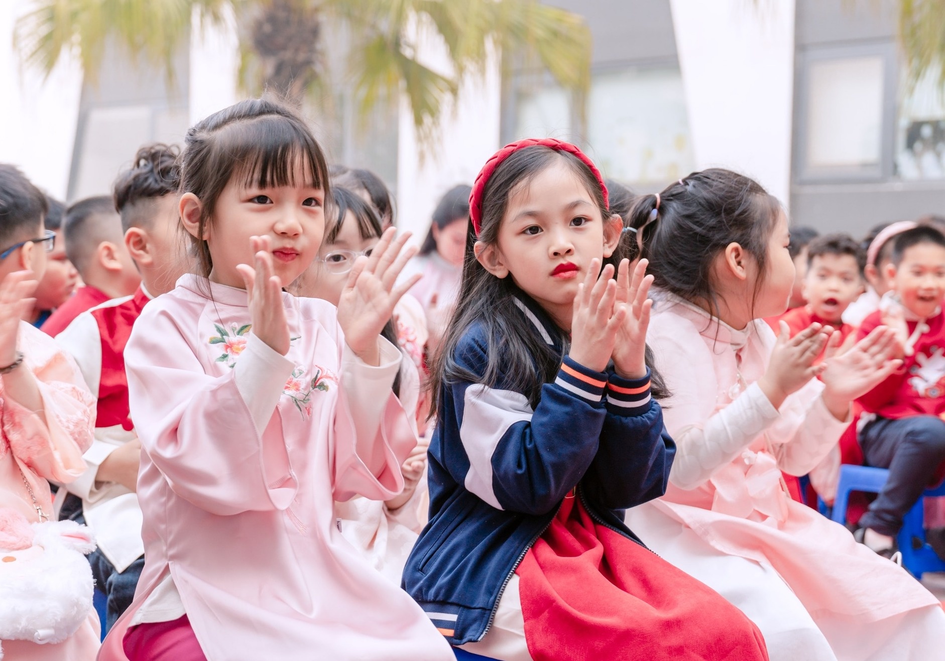 Hoc phi tieu hoc truong tu o Ha Noi vuot 780 trieu dong/nam hinh anh