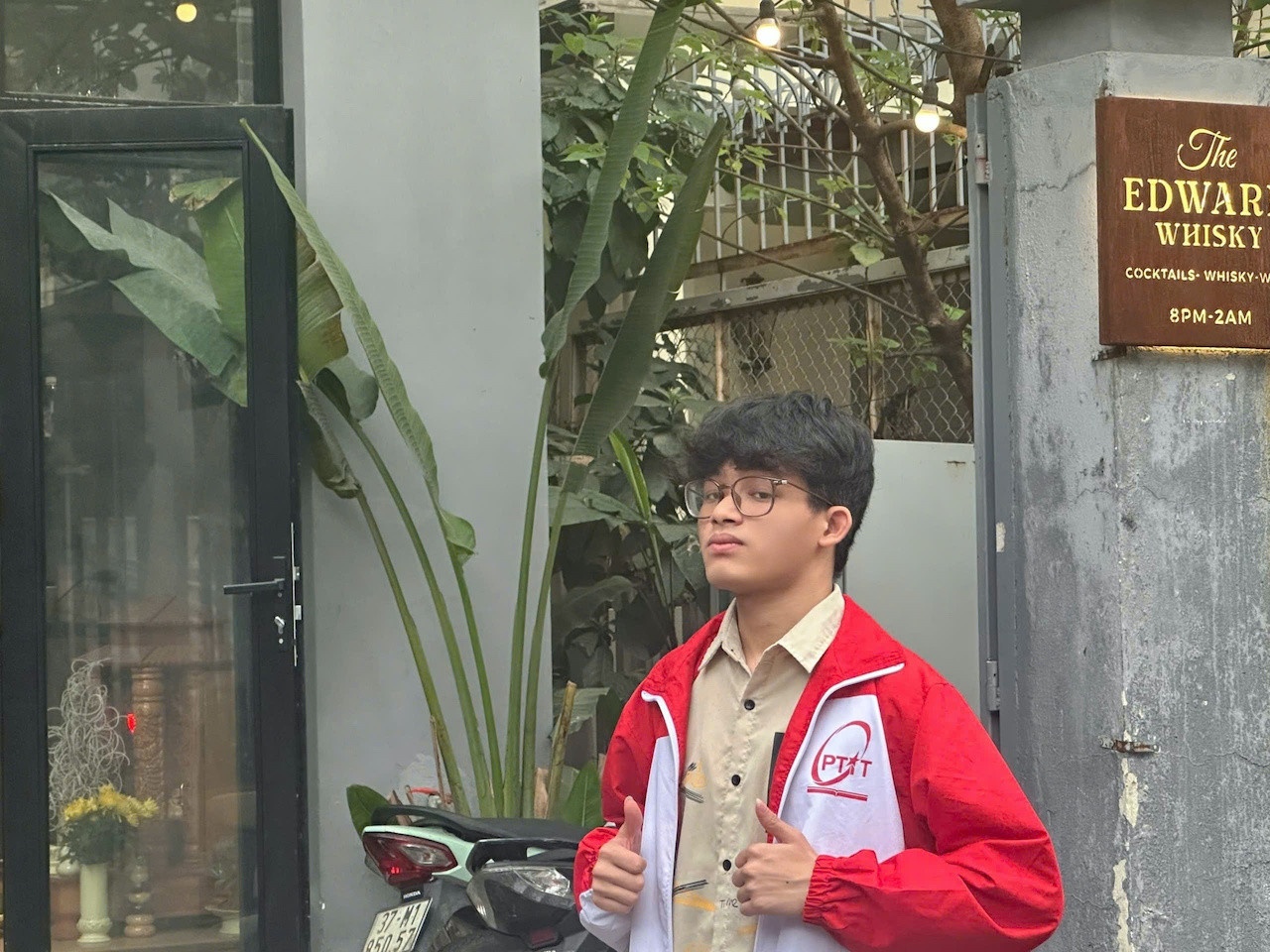 'Cuoc choi tat tay' giup nam sinh gianh 2 huy chuong vang Olympic Toan hinh anh