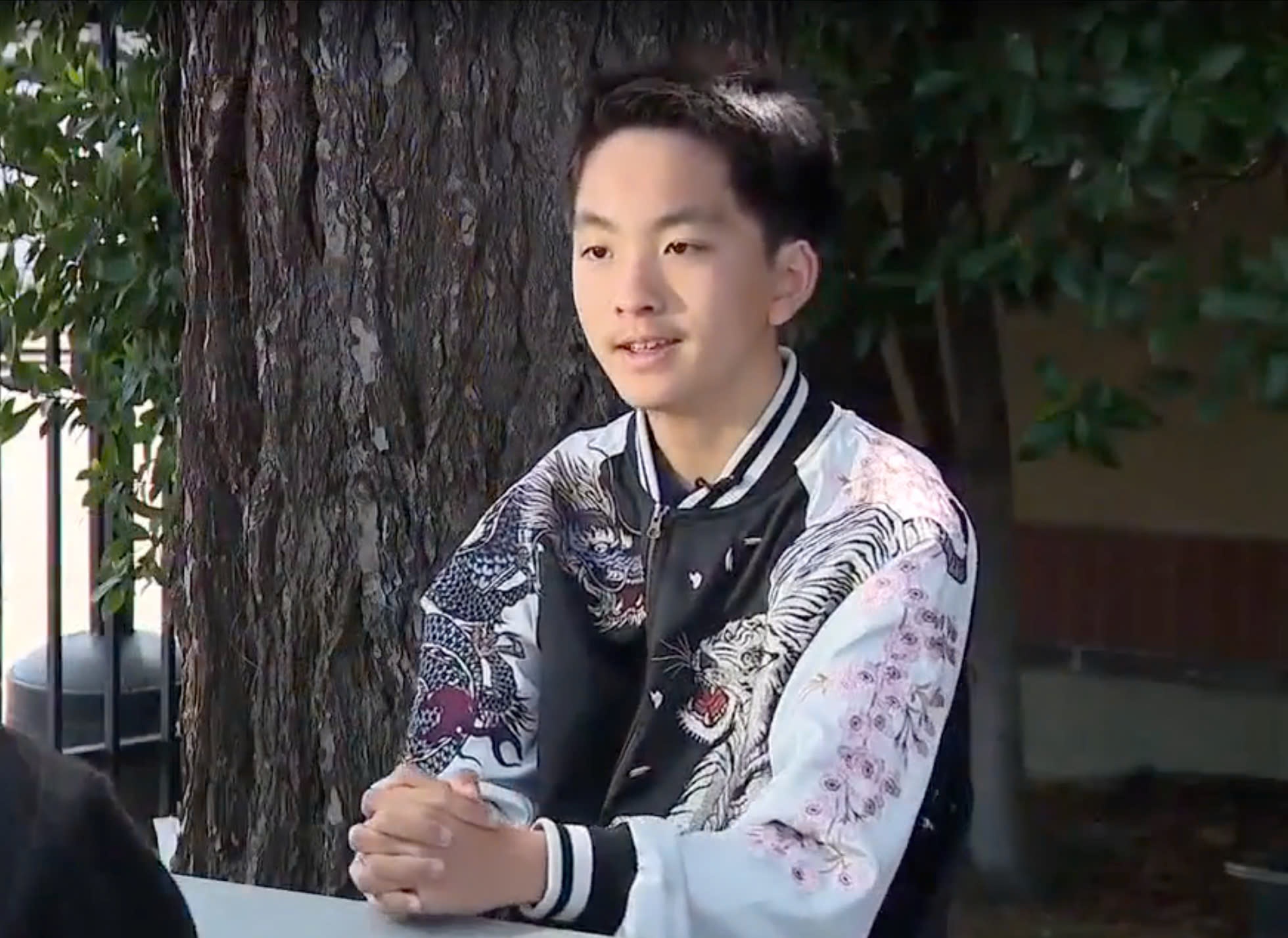 13 tuoi, nam sinh 'lot mat xanh' hon 100 dai hoc My hinh anh