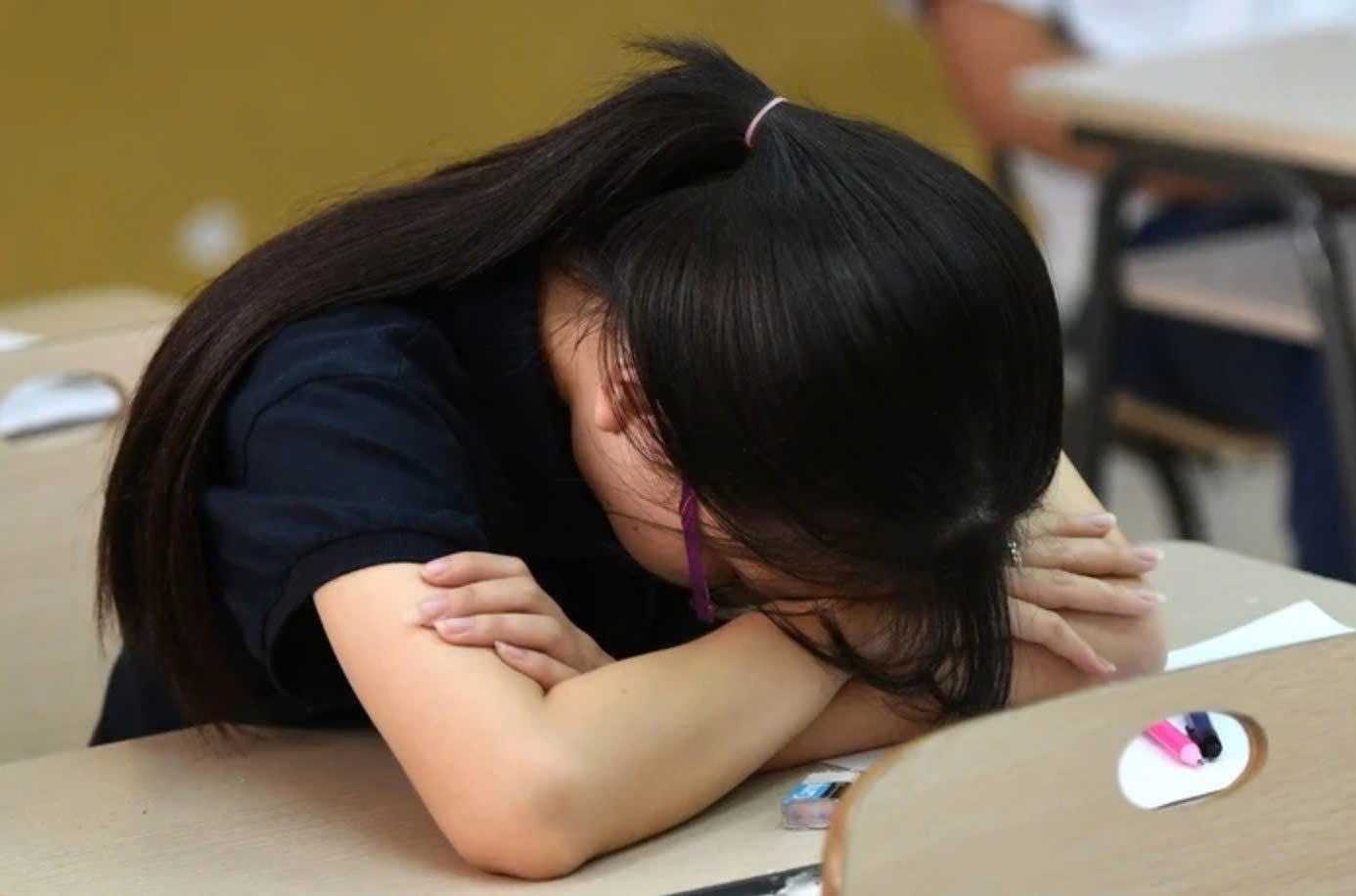 Noi khong can thanh tich, nhung con diem kem la mang khong truot hinh anh