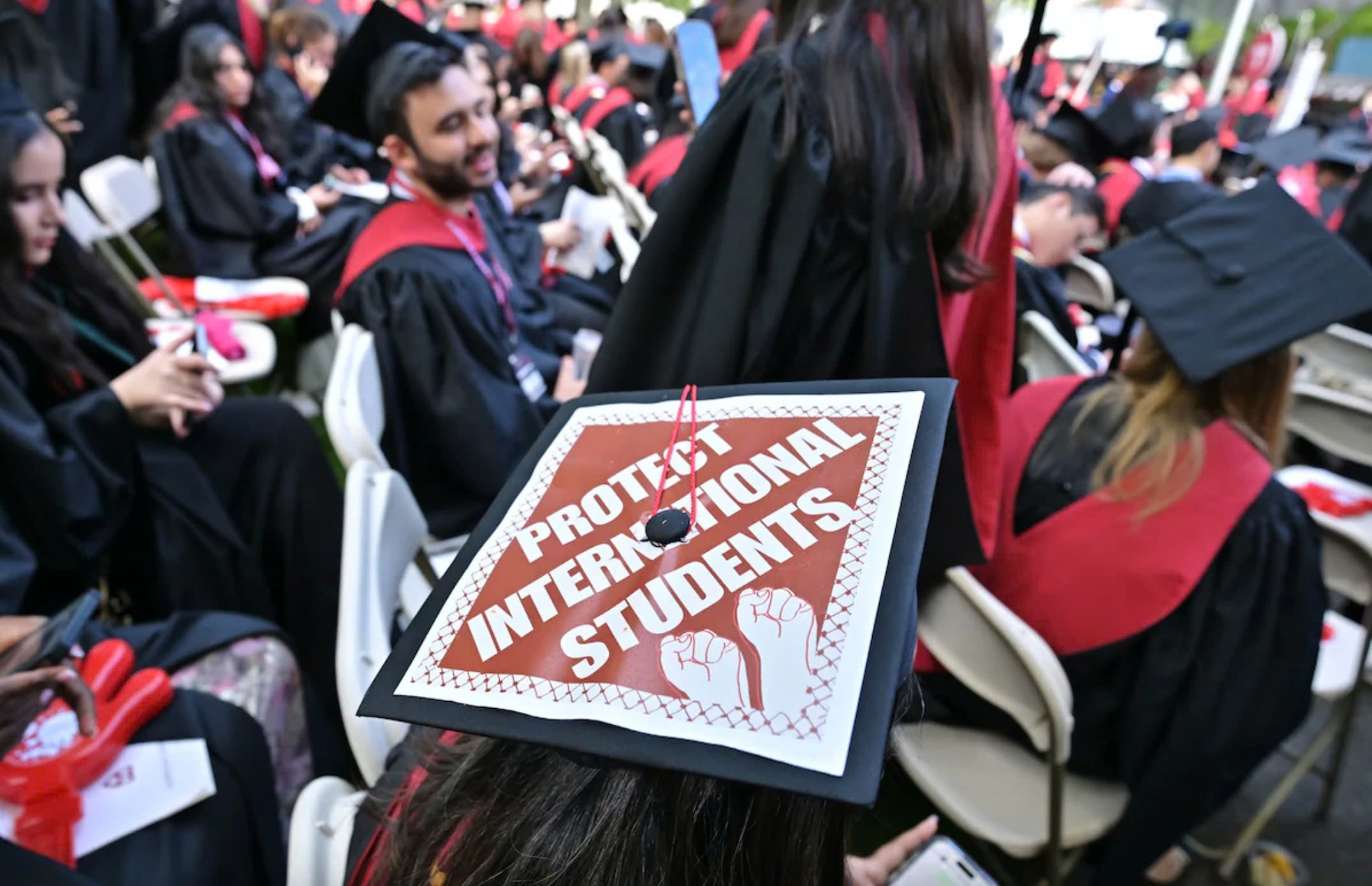 Dai hoc khap the gioi chop thoi co san don du hoc sinh My hinh anh