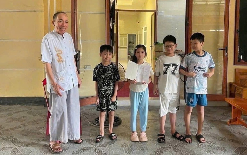 khoi nghi he dien thoai anh 1