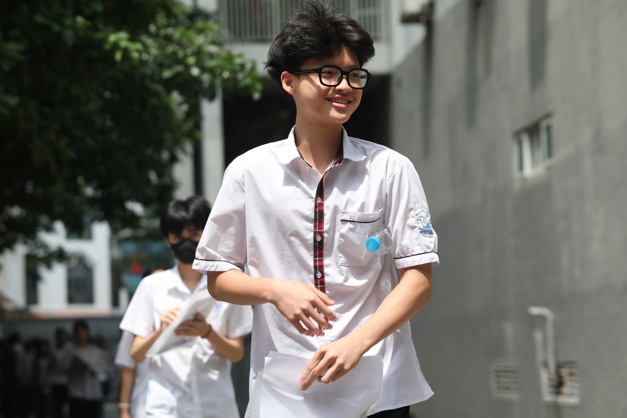 De thi va goi y dap an mon Tieng Anh vao lop 10 tai Ha Noi hinh anh