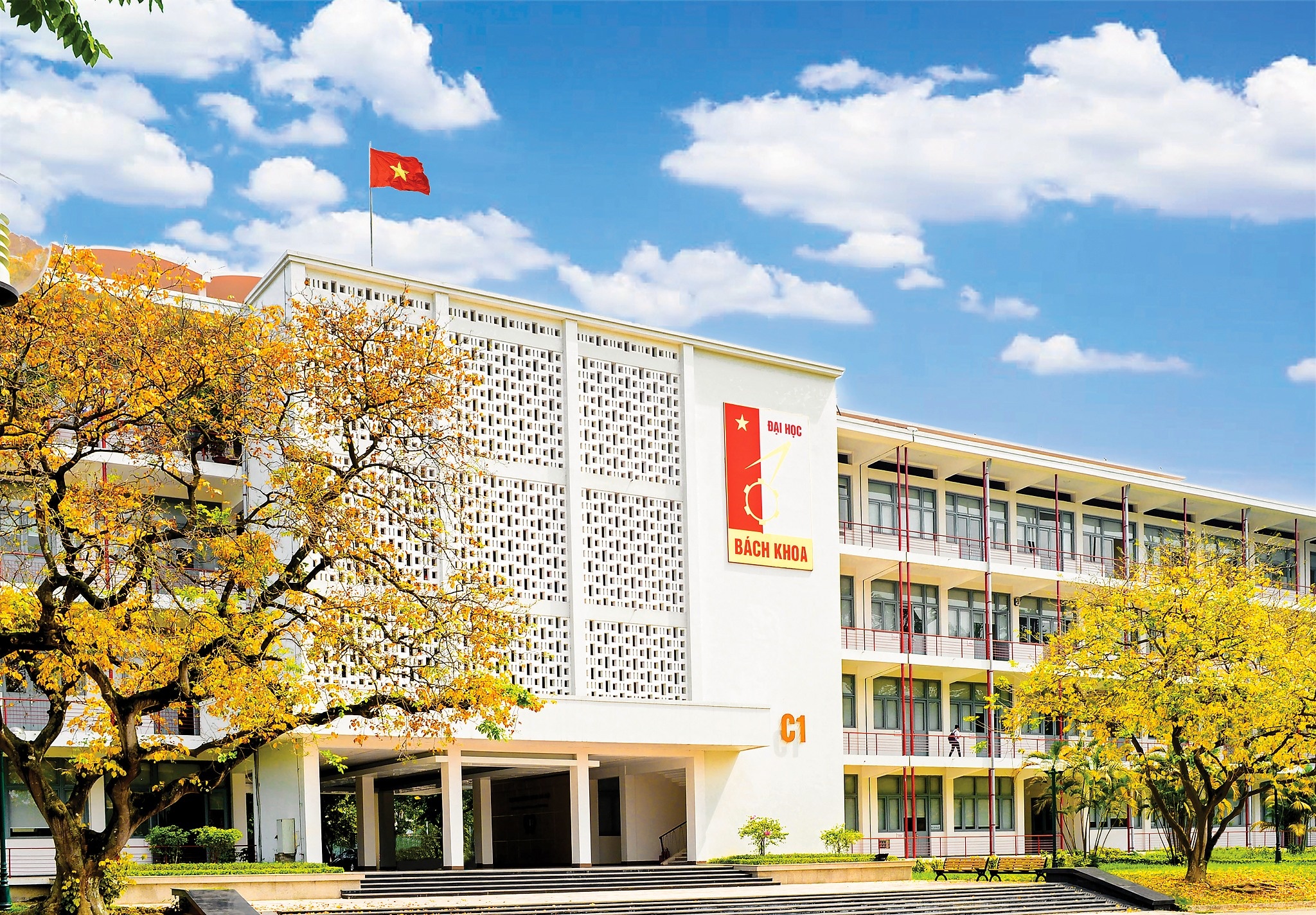 Hoc phi Dai hoc Bach khoa Ha Noi cao nhat 90 trieu dong hinh anh