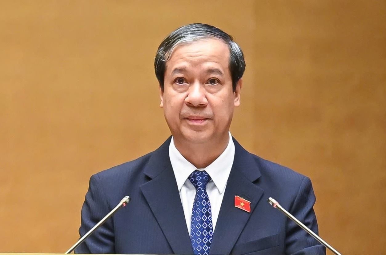 Bo truong noi khong day them de giu tuoi tho cho tre em hinh anh