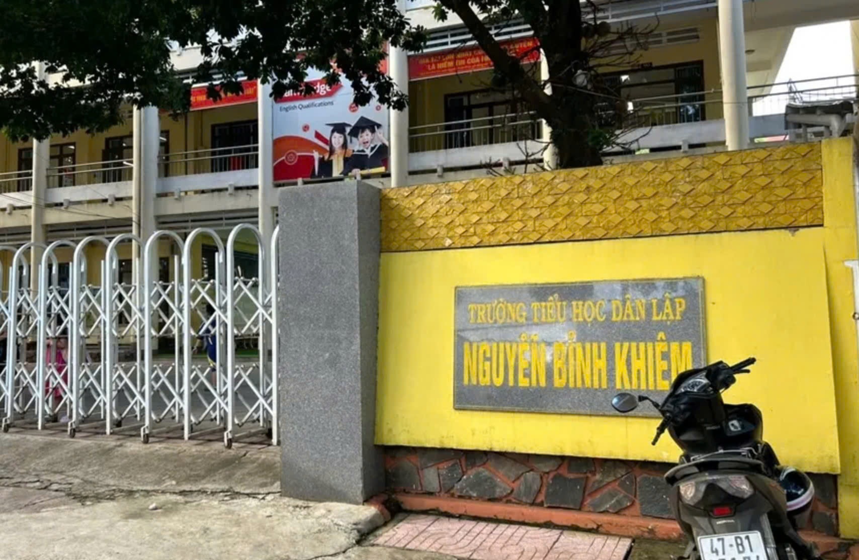 Tin moi vu truong dan lap 12 nam loay hoay vi yeu cau trai luat hinh anh