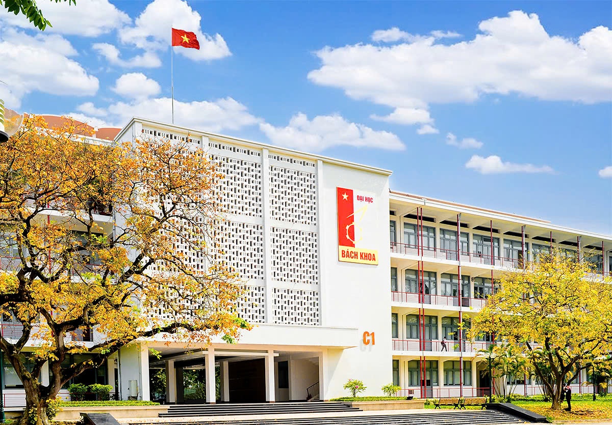 Dai hoc Bach khoa Ha Noi du bao diem chuan giam nhe hinh anh