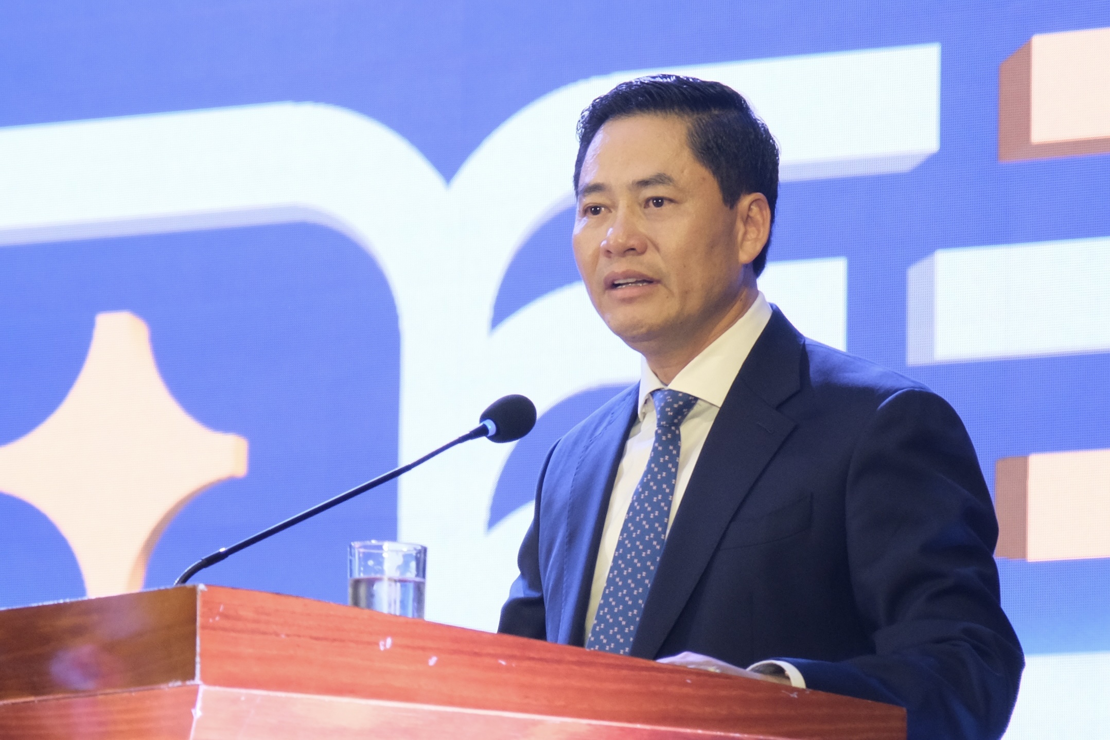 Hoc vien Ngan hang co bo nhan dien moi sau 27 nam hinh anh