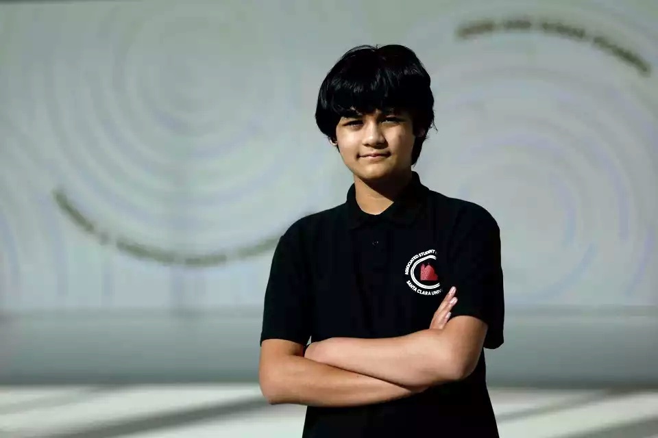than dong STEM anh 3