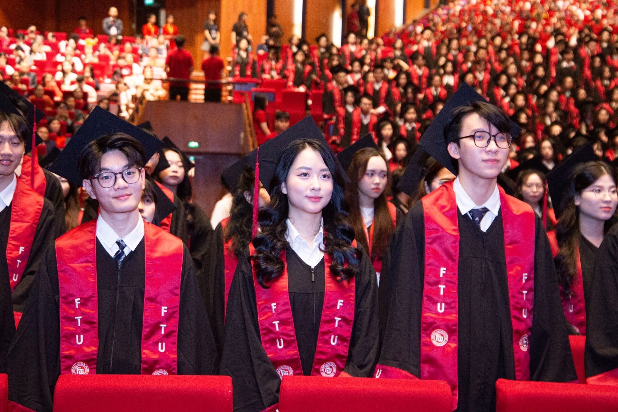 Diem chuan Dai hoc Ngoai thuong cao nhat 28,5 hinh anh